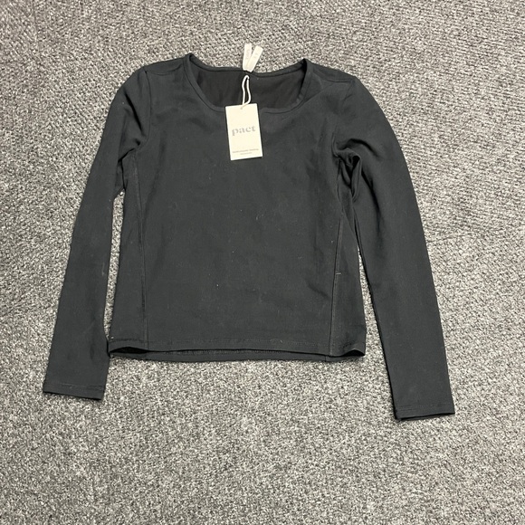 Pact Tops - Pact Black womens vneck long sleeve tshirt NWT size XS organic cotton